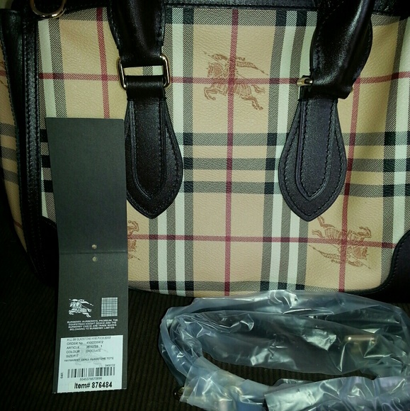 Burberry - Picture 2 of 2